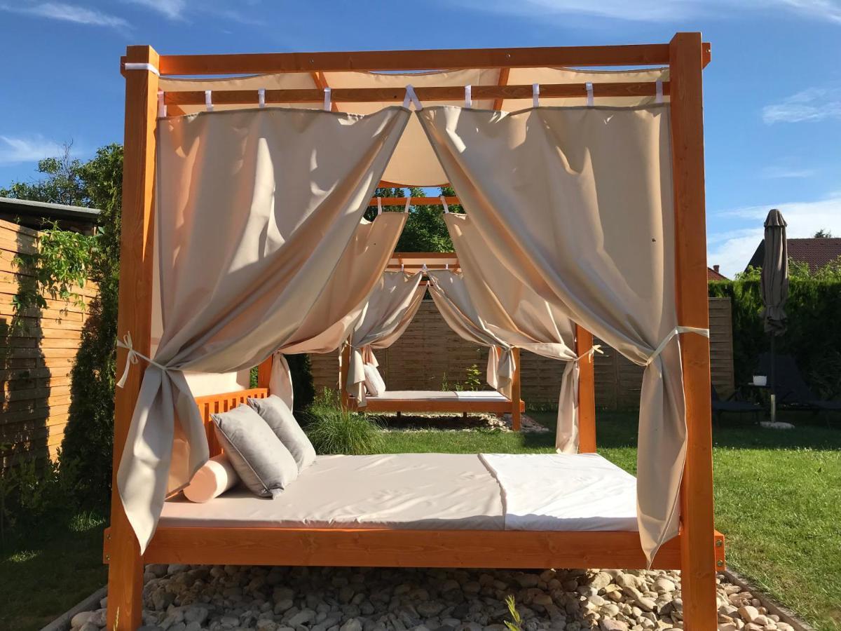 Villa Aruba & Private Spa Suites Keszthely Exteriér fotografie