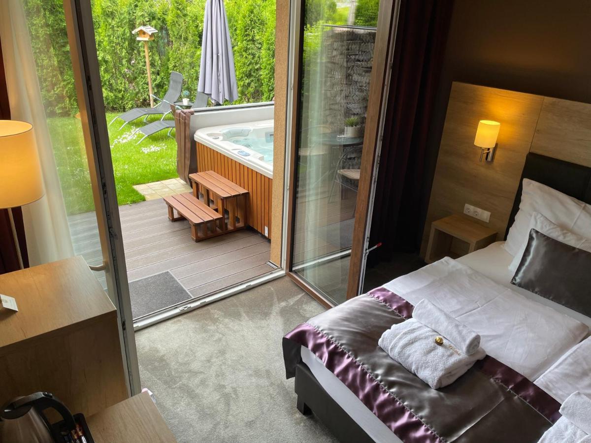 Villa Aruba & Private Spa Suites Keszthely Exteriér fotografie